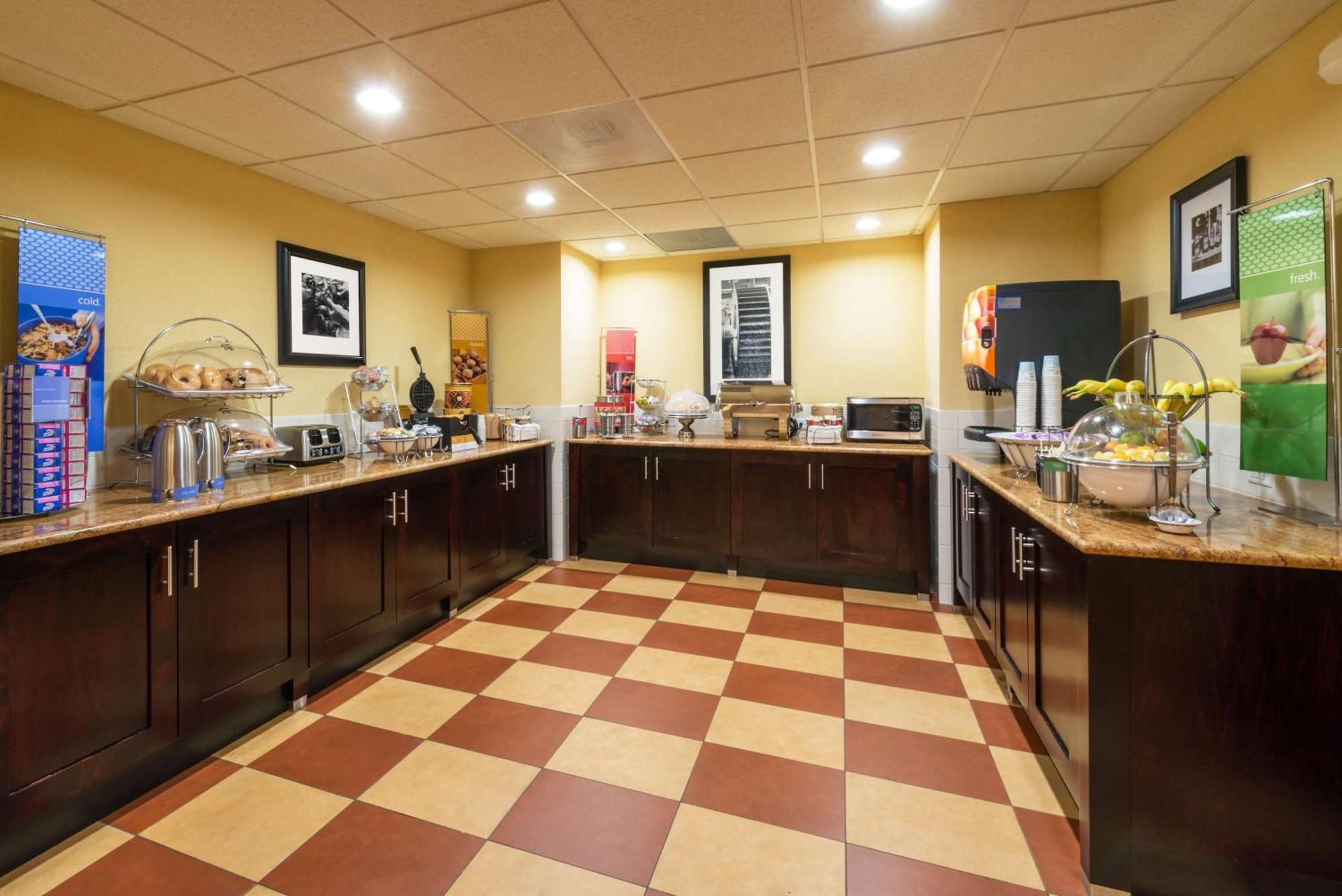 Hampton Inn I-10 & College Drive Bâton-Rouge Extérieur photo
